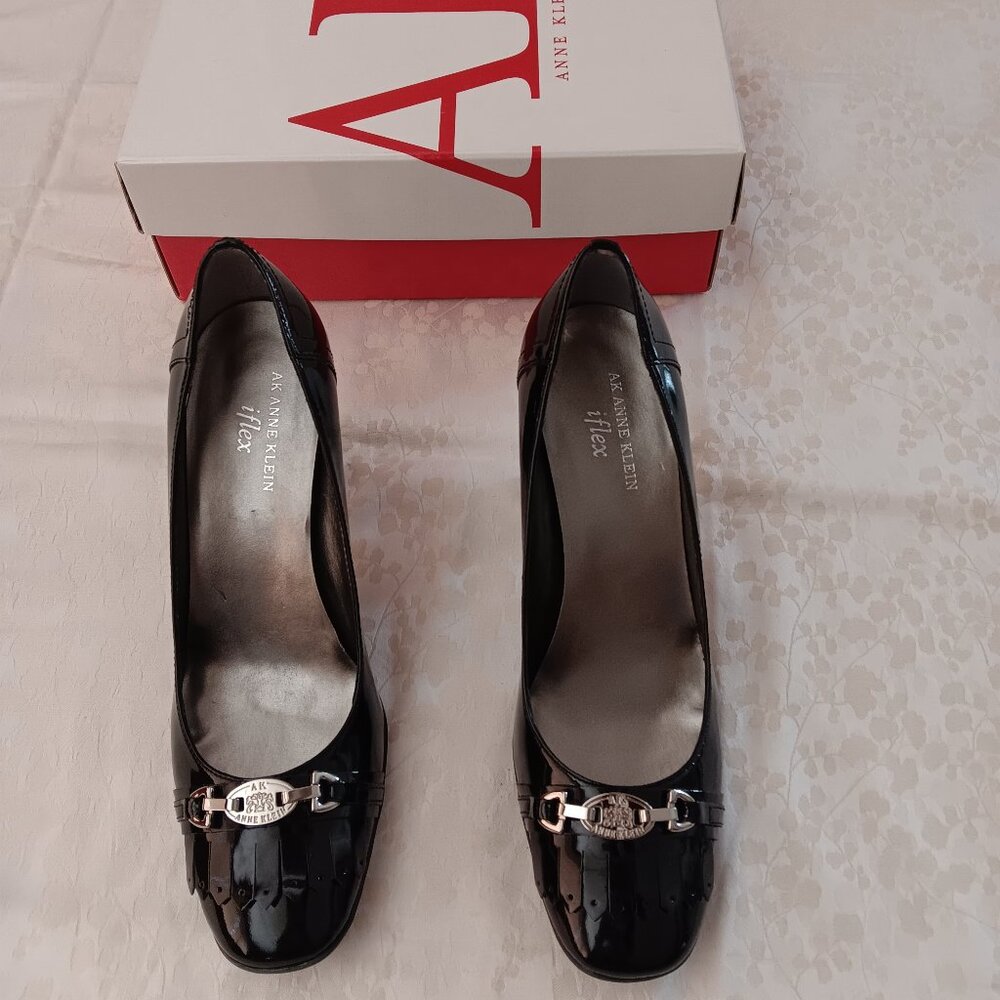 ANNE KLEIN PUMPS